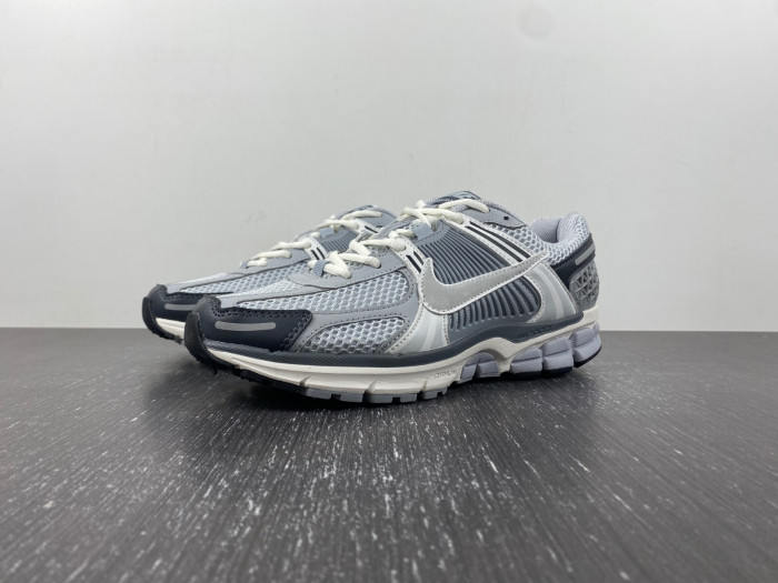 nike zoom vomero 5 fd9919-001