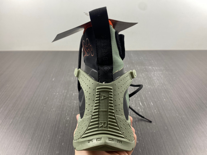 nike acg air terra antarktik