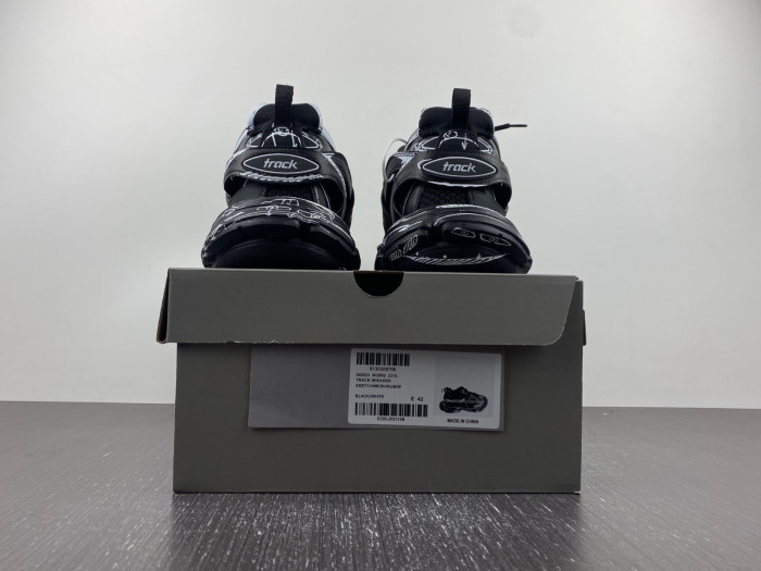 Ba*len*cia*ga track sneaker