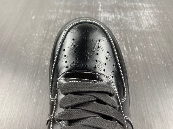 l**isV*t*n x nike air force lv la20231006