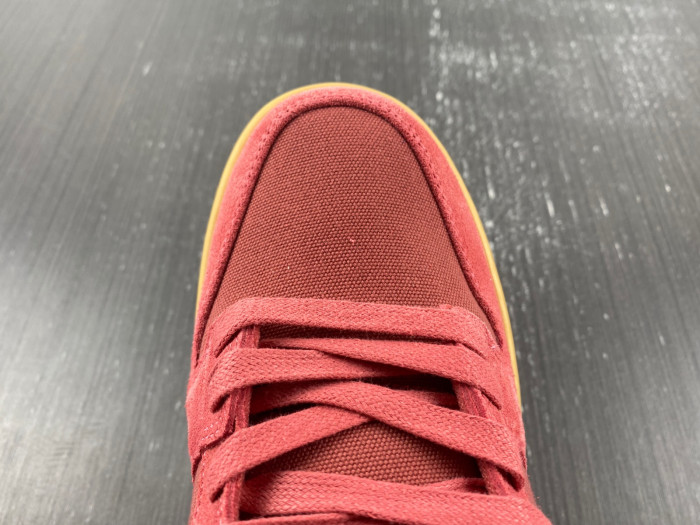 nike sb dunk low adobe dv5429-600