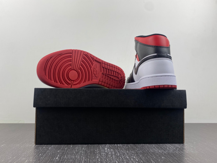 air jordan 1 mid “gym red” dq8426-106