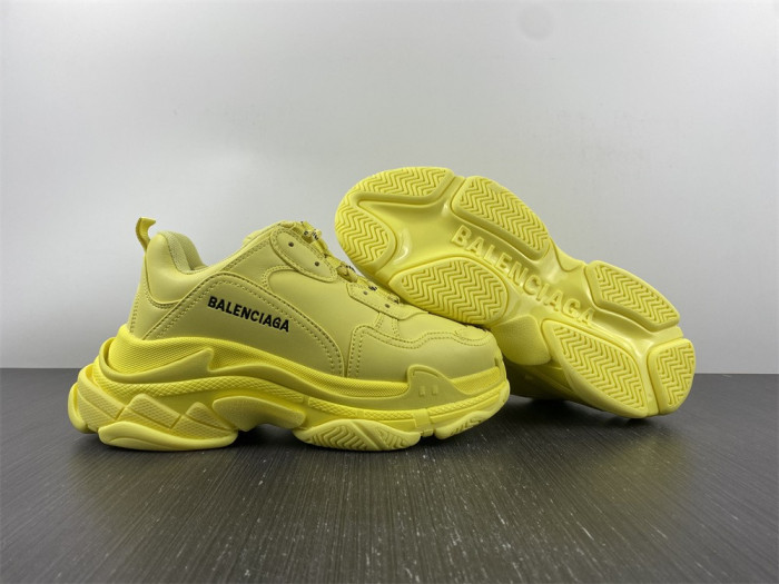Ba*len*cia*ga triple s sneaker 8000013