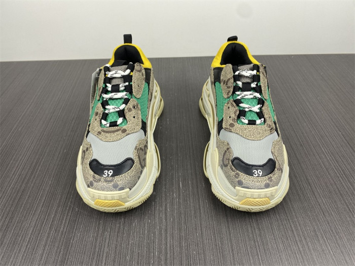 Ba*len*cia*ga triple s sneaker 8000039