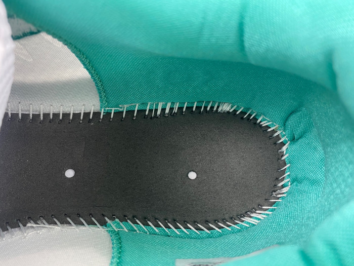 nike kobe 8 protro “radiant emerald” fq3549-101