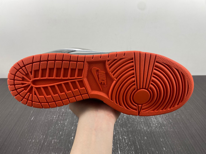 nike sb dunk low staple nyc pigeon 304292-011