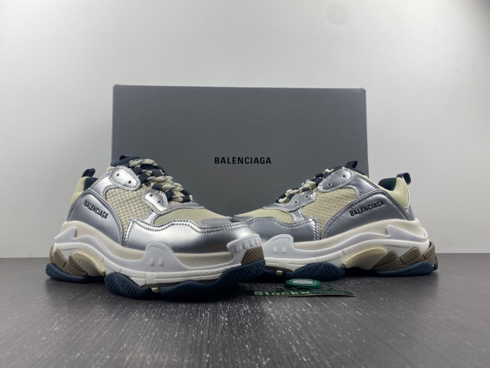 Ba*len*cia*ga triple s sneaker 80000138