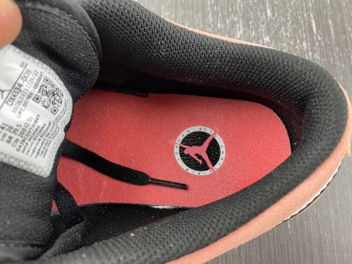 air jordan 1 low “flight club” dx4334-008