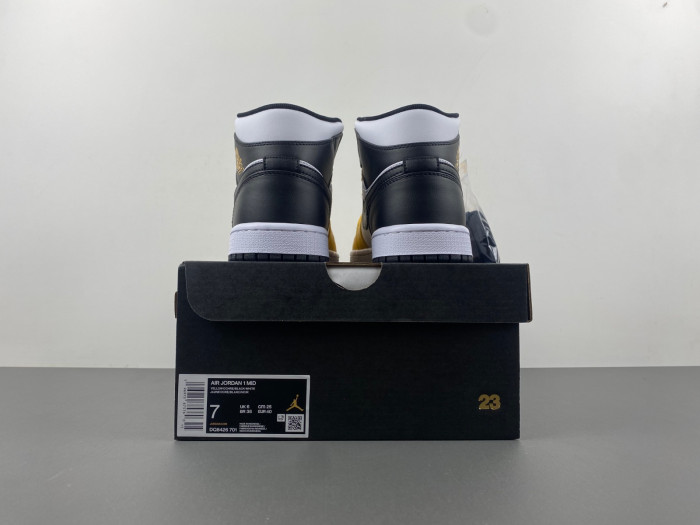 air jordan 1 mid “yellow ochre” dq8426-701