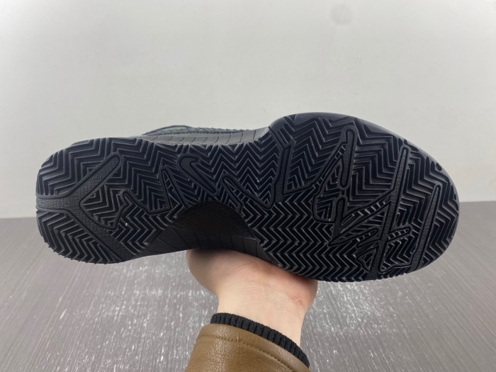 nike kobe 4 protro “black gold” fq3544-001