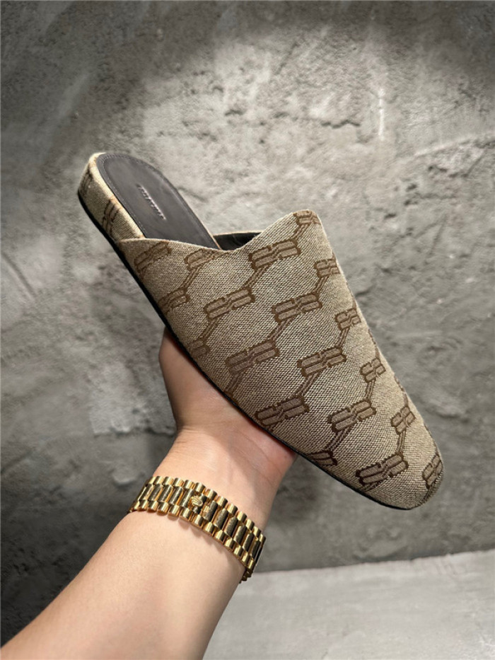 balenciag* sandal bs66