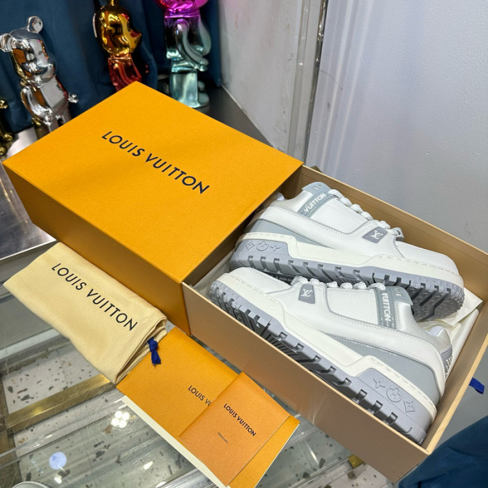 lv snekaers l0000128