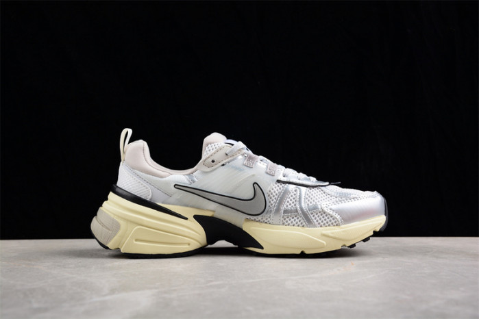 nike runtekk fd0736-100