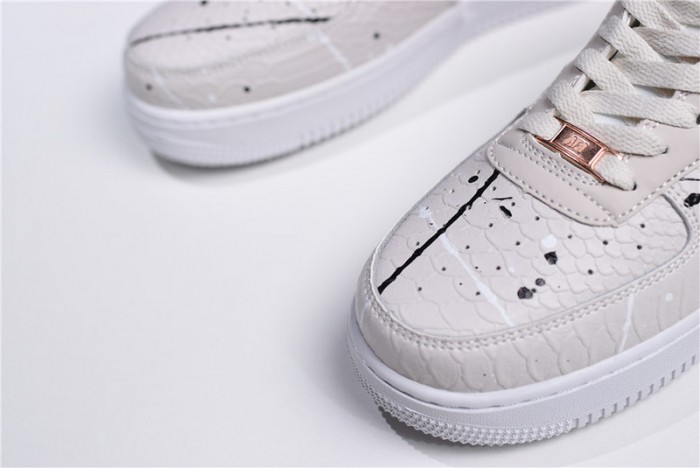 nike air force 1 low lx "phantom snakeskin" 898889-007