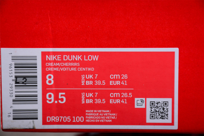 nike dunk low “valentine’s day” dr9705-100