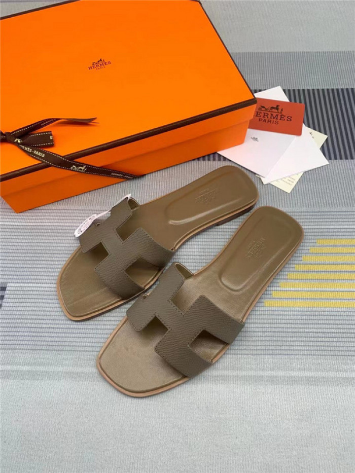 herme* sandal hs69