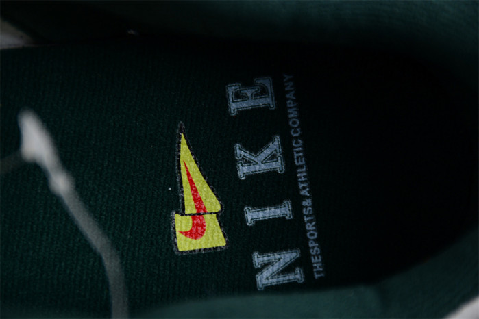 nike dunk low se noble green fd0350-133