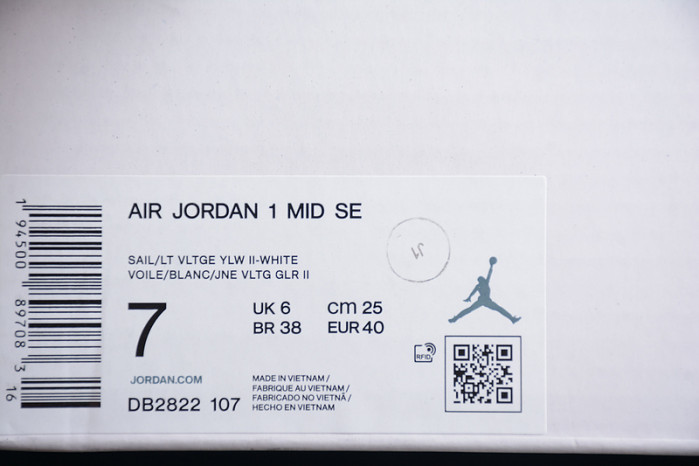air jordan 1 mid se voltage yellow" db2822-107