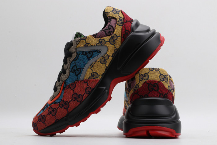 G*u*i* rhyton sneaker