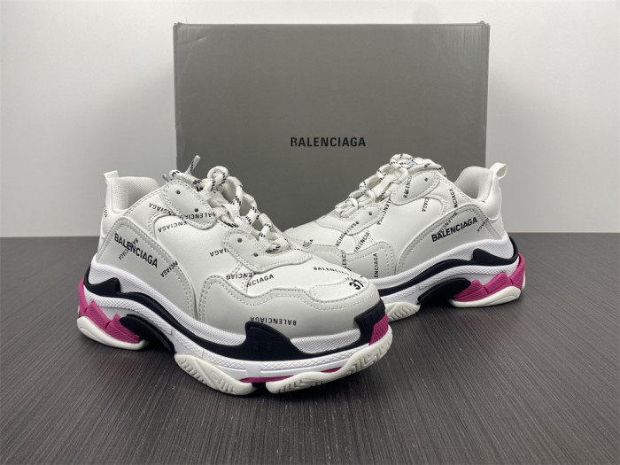 Ba*len*cia*ga triple s sneaker 80000250