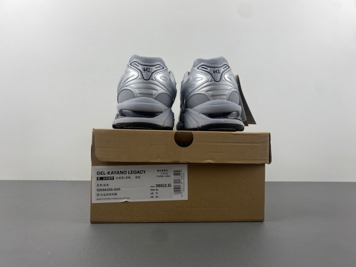 As*ic*s sneakers 1203a019