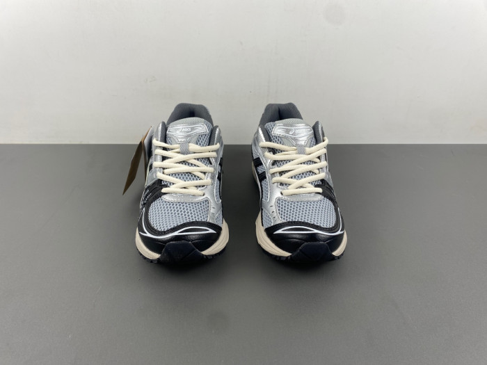 As*ic*s sneakers 1203a019