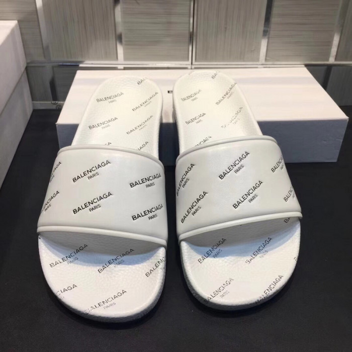 balenciag* sandal bs34