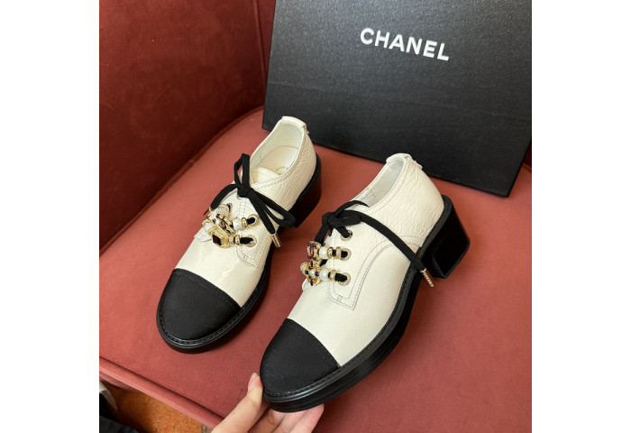 Chane* Shoes C000084