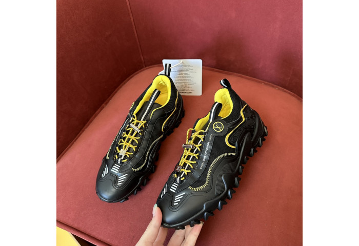 LV snekaers L0000413