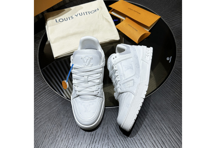 LV snekaers L0000564