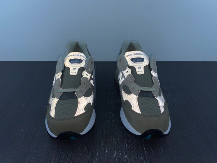 Bape x New Balance 2002R M2002RHO DFY17