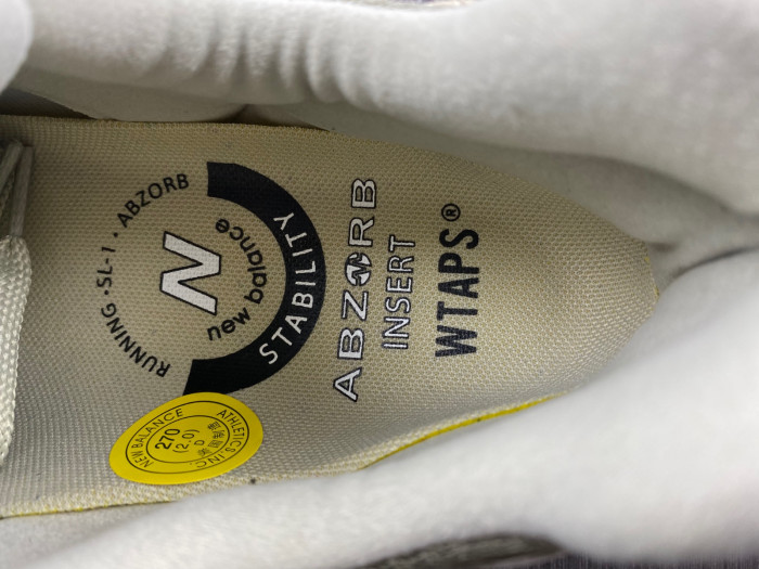 Bape x New Balance 2002R M2002RHO DFY17