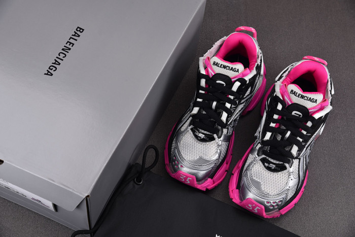 Balenciaga Runner sneaker W3RBW-9155