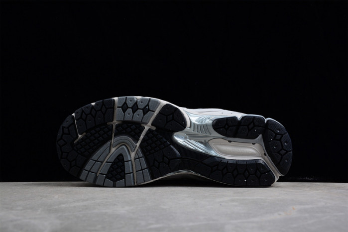 New Balance 2002 M2002RO DFY3