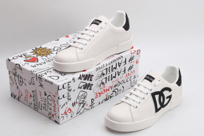 DG Sneaker16