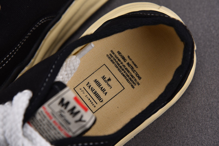 Ma*s*n mihara yasuhiro sneaker mmys35