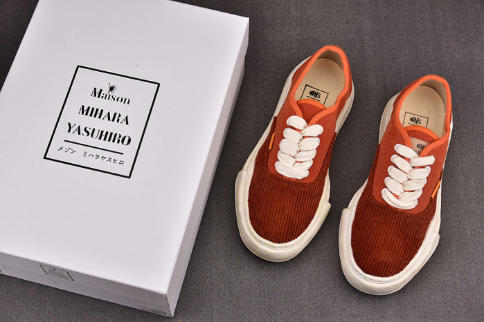 Ma*s*n mihara yasuhiro sneaker mmys25
