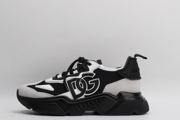 DG Sneaker02