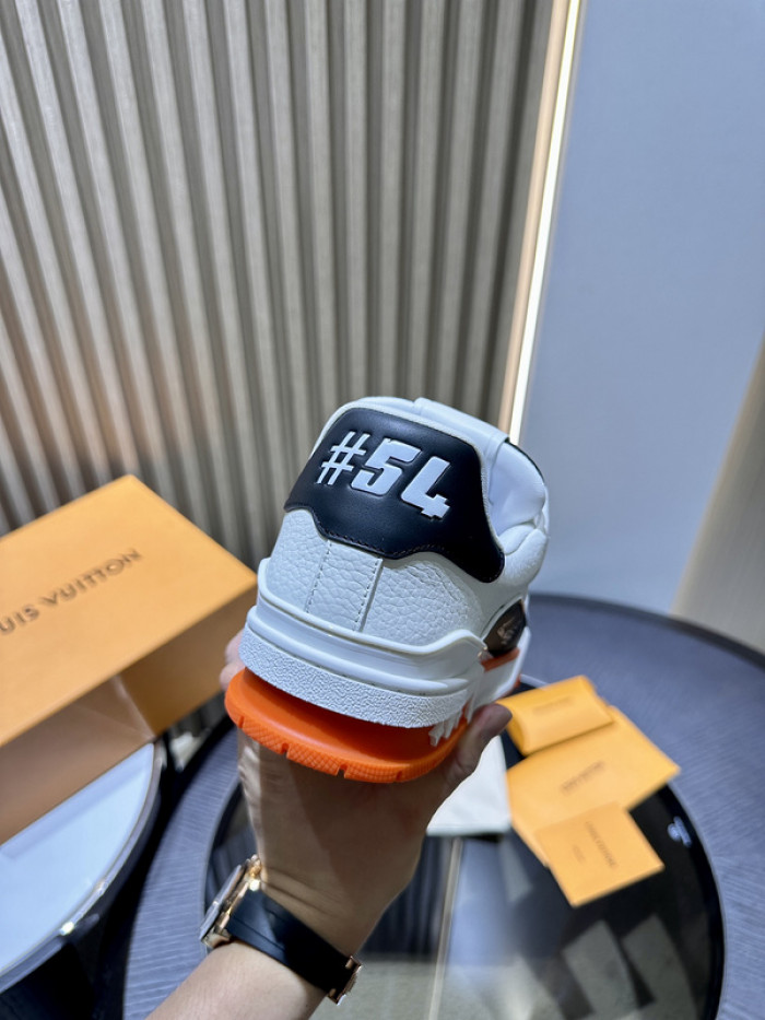 LV snekaers L0000378