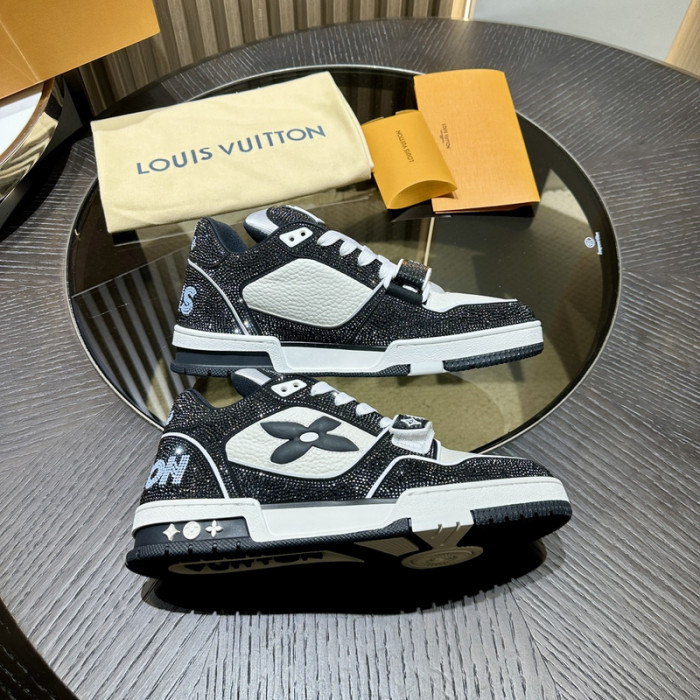 LV snekaers L0000479