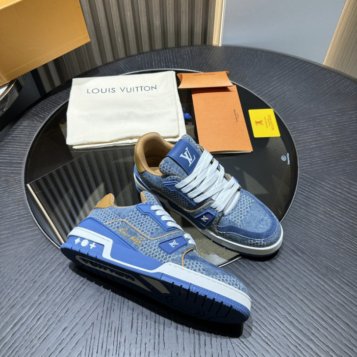 LV snekaers L0000437