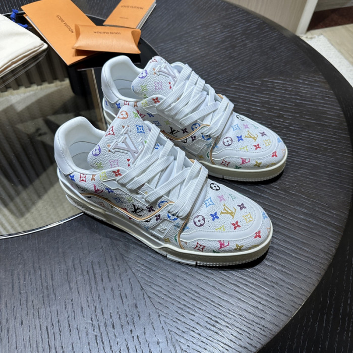 LV snekaers L0000548