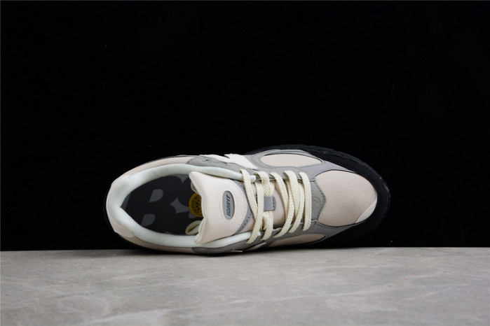 New Balance 2002 M2002RBA