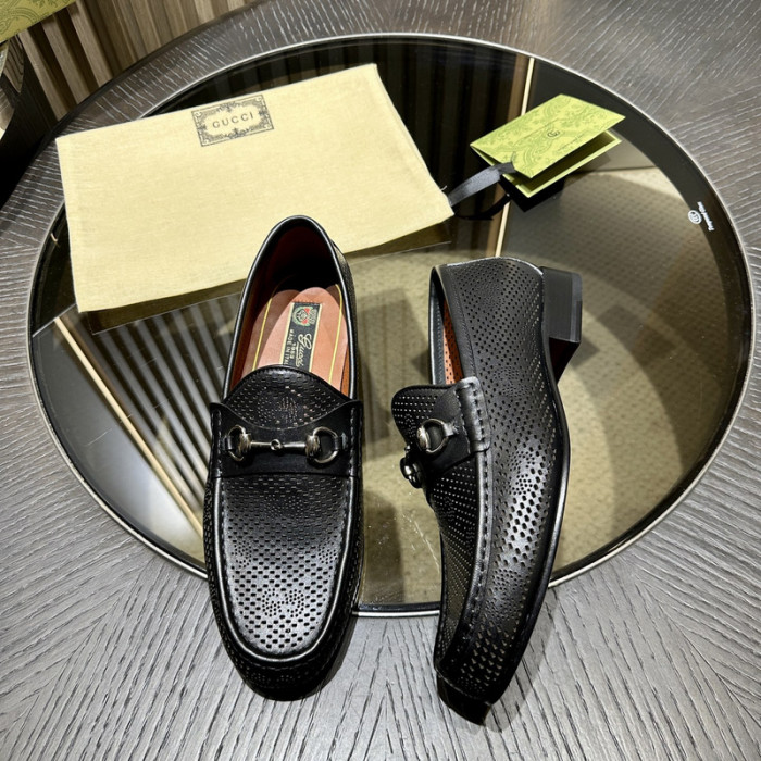 G*u*i* loafers gc181