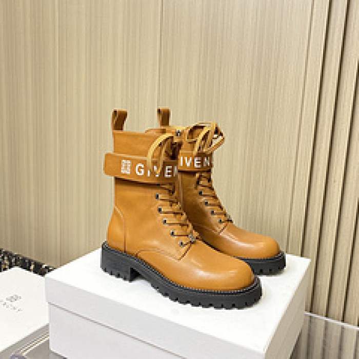 Givenchy Boots 660003