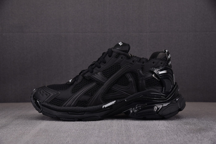 Balenciaga Runner sneaker W3RBT-1000