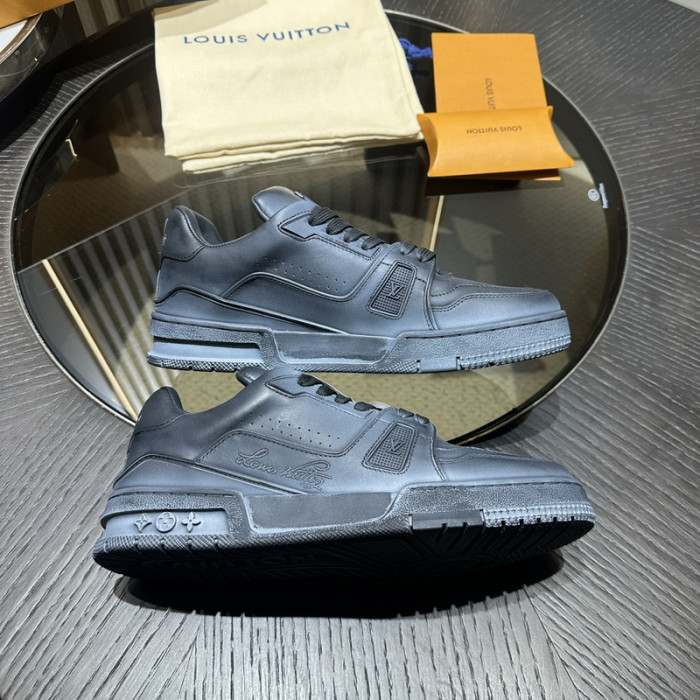LV snekaers L0000493