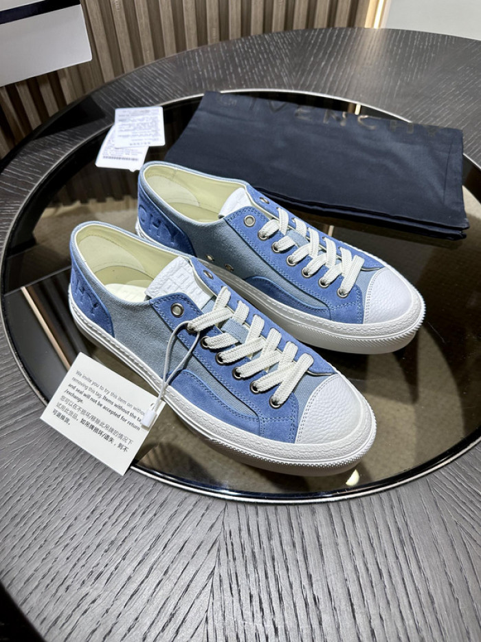 Givenchy Sneakers 660051