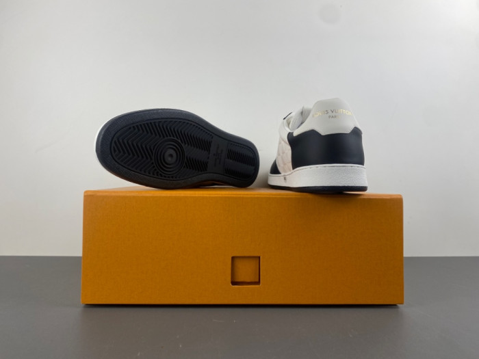 LV snekaers L0000627