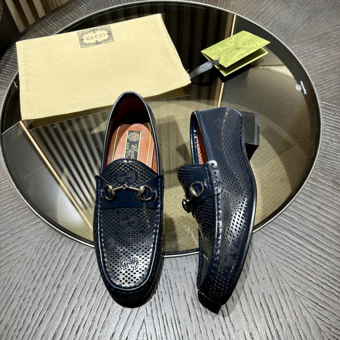 G*u*i* loafers gc185